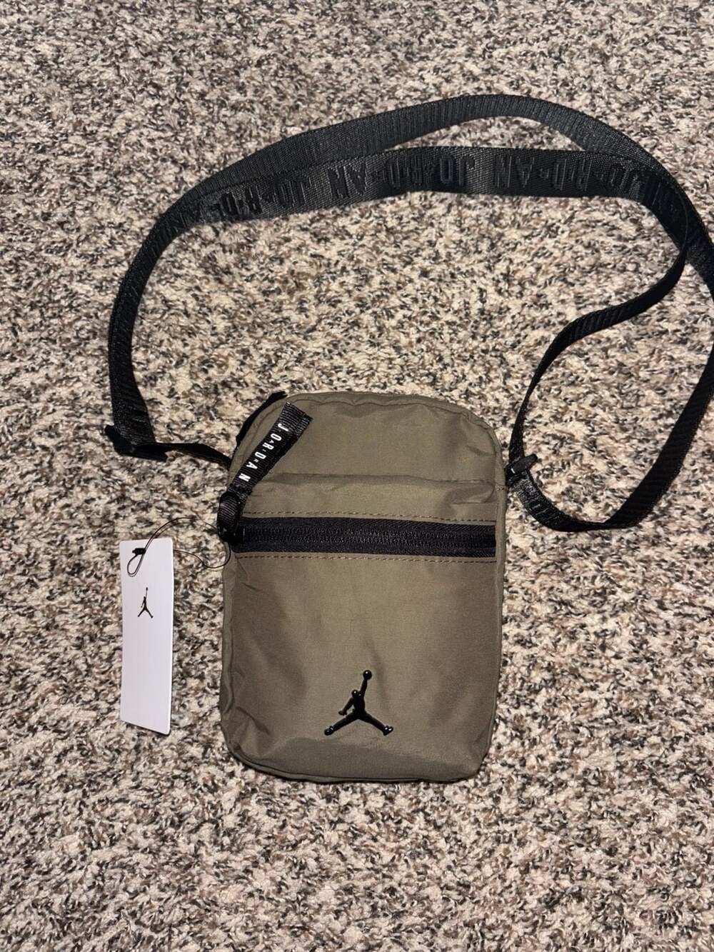 Jordan Airborne Festival Bag in Medium Olive